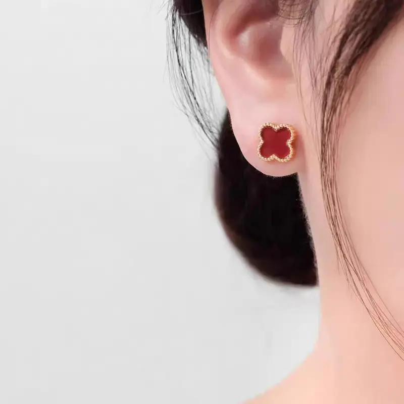 Set Aksesoris Kalung, Anting, dan Gelang Titanium Wanita Bunga Mewah Elegan Anti Karat 7