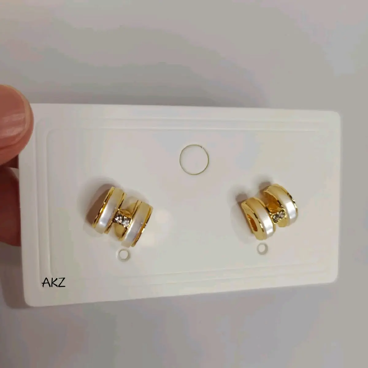 Ak Zior - Lasya - Anting Wanita Fashion Simple Korea Pesta Vintage Glamor Mewah Dewasa Anti Karat