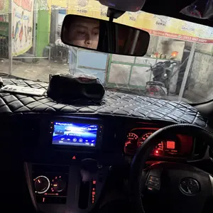 Paket 3 in 1 Alas Dashboard + Sarung Stir + Tempat Tissue Calya / Sigra (2016-2025) Alas Dashboard Premium | Anti Silau, Elegan, Pas Presisi, Bikin Kabin Makin Mewah