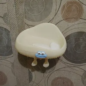 PIFACIA Tempat Sabun Batang Kotak Sabun Mandi Karakter Lucu Dilengkapi Dua Hook Gantungan Pengait Tempel Tanpa Paku