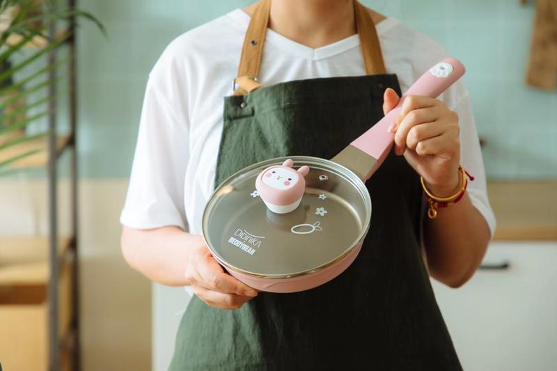 Product Introduction of [Ready Stock] Authentic Korea Didinika Baby Food Non Stick Cooking Utensils | cookware | Animal Series 18cm｜FREE GIFT 30