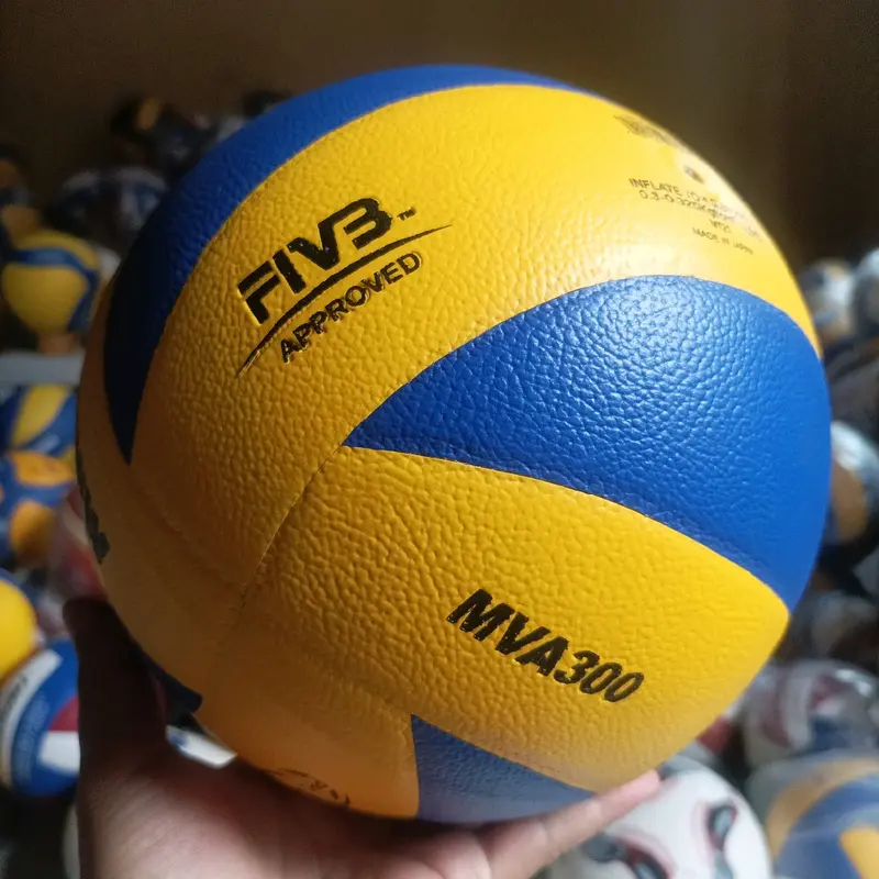 Mikasa Bola Voli MVA300 Press Lokal - Ukuran 5, Berat 270-300 gram, Kulit Sintetis Berkualitas Tinggi Olahraga Ball Outdoor Volly 1