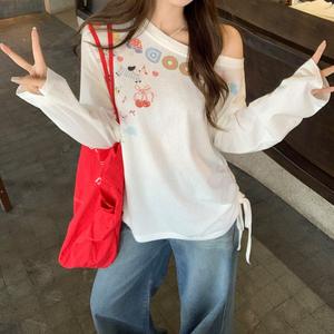 Letter Graffiti Print Asymmetrical Shoulder Long Sleeve Women's T-Shirt, Fall New Ruched Loose Fit Inner Layer Top 3602# Blouses Lingerie Womenswear Casual