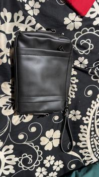 Product Review of Tas Selempang Pria Kulit Tas Tangan Clutch Bag Pria PRAHA BLACK hitam cowok from A** M** 0