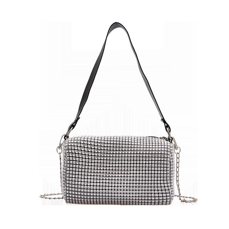 Product Introduction of Popular Makeup Bag Handheld Women's Bag Autumn/Winter New Style Bag Women's Fashion Chain Diamond Single Shoulder Crossbody Bag Women 2