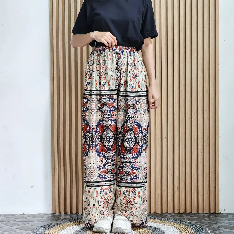 Vomila Celana Kulot Rayon Motif Valerie 3