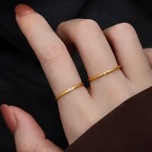 Cincin Titanium Tahan Karat Ultra-halus Berlian-set Sederhana Untuk Wanita Cincin Tidak Luntur