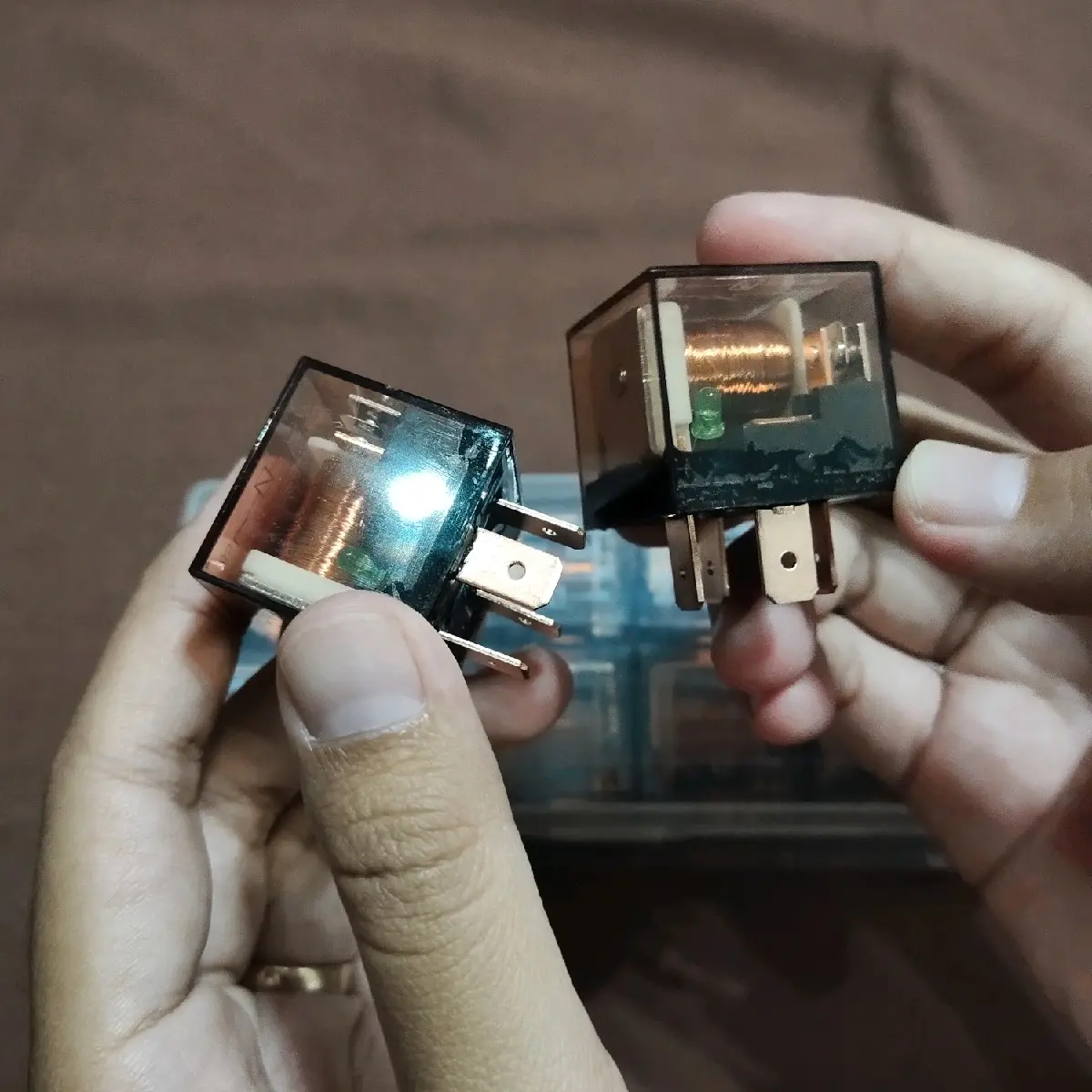 RELAY KAKI 4 TRANSPARAN 12 VOLT 80 AMPERE BUAT MOBIL DAN MONTOR Lampu