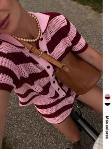 Conjunto de dos piezas para mujer primavera/verano: top de punto a rayas con botones y manga corta, y shorts casuales con cintura elástica