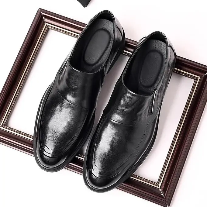 Sepatu kulit sapi asli pria terbaru tahun 2025, cocok untuk berbagai pakaian, anti licin, sepatu santai, tidak membuat kaki berbau, sepatu pria. 3