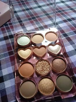 Product Review of Saniye E1271 Sweetheart Eyeshadow Palette 12 Warna from v**a 0