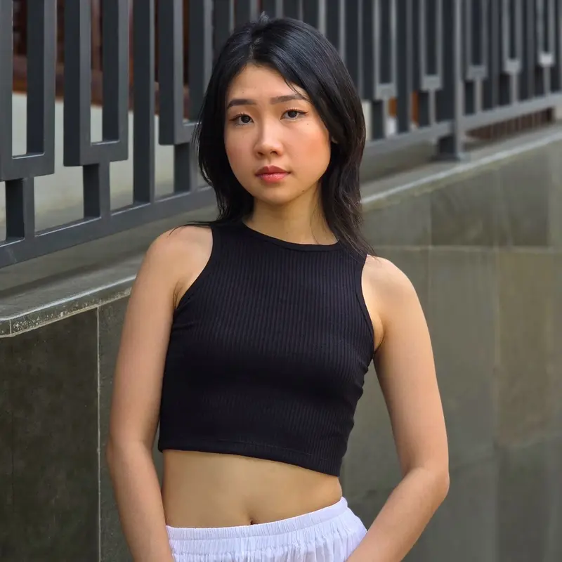 Lexy Fashion - Ahyeon Racer Rib Crop Tank Top Atasan Singlet Basic Polos Stretch Wanita Murah croptop remaja teng 1