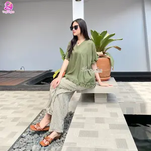 Dera One Set Setelan Wanita Lengan Pendek Bahan Rayon by Yayoehijab