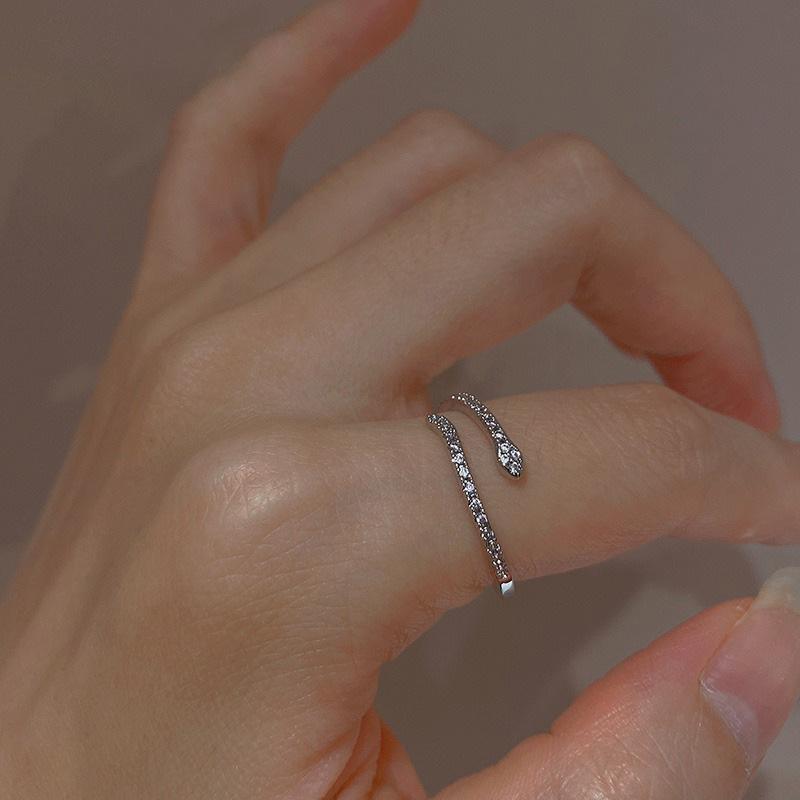 Nhẫn Trơn Hình Rắn, Chất Liệu Zircon, Thời Trang, Thiết Kế Độc Đáo Nhẫn Ngón Trỏ Thích Hợp Cho Nữ, Phong Cách Sang Trọng Nhẹ Cao Cấp, C173