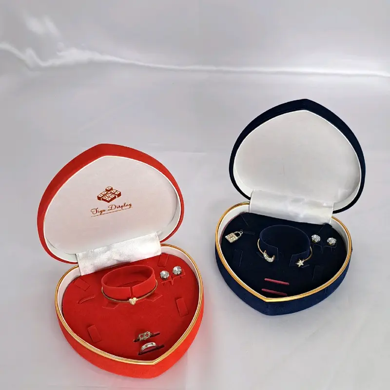 Box Set Besar Bludru Lis Emas (Set4b) 0