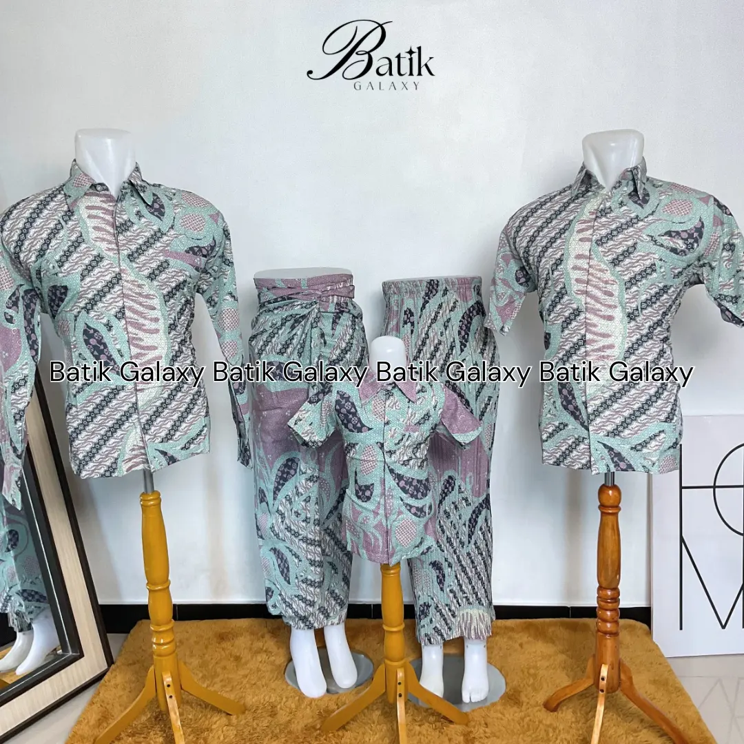 Batik galaxy / set baju batik keluarga / kemeja batik / kemeja batik dewasa lengan panjang / kemeja batik lengan pendek / kemeja batik anak lengan pendek / batik couple / rok plisket / rok lilit batik
