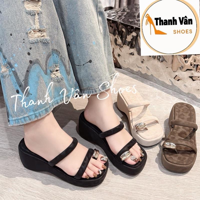 Dép xuồng nữ 2 quai kẹp ngón cao 7 phân xinh D0383