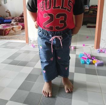 Product Review of Celana Jeans 3/4 Anak Perempuan Usia 1-5 Tahun from A**e 0