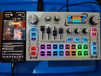 Product Review of koorfly-KF01 sound card ZX320 mic set Audio Bluetooth External Peralatan Bernyanyi atau siaran langsung dengan headphones dan microphone from O**a S**p 3