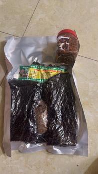 Product Review of Thịt Trâu Sấy Khô 500g. ( Kèm túi chẩm chéo ướt). Food from 🌟**🇳 0