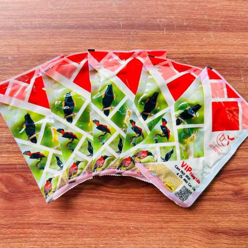   combo 5 gói  cám Vip căng lửa Lê Thịnh dành cho chim hút mật gói 100gr 