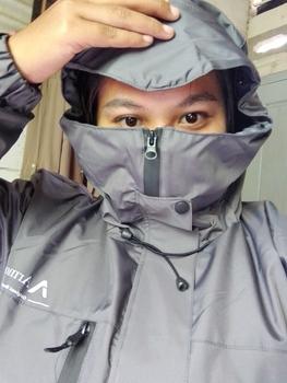 Product Review of Armous Jaket Parasut Winbreaker Gorpcore Pria Full Face Outdoor Gunung Waterproof from P**a T**n 2