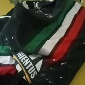 SPREI MOTIF BOLA & KARAKTER ANAK SET -Lengkap dengan sarban dan sargul -kain lembut adem dan tidak luntur Bantal Sarung LENGKAP Bunga King