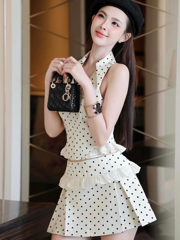  Set đồ nữ chấm bi áo yếm cổ bẻ sát nách phối chân váy xếp ly viền ren hb.closet S52 