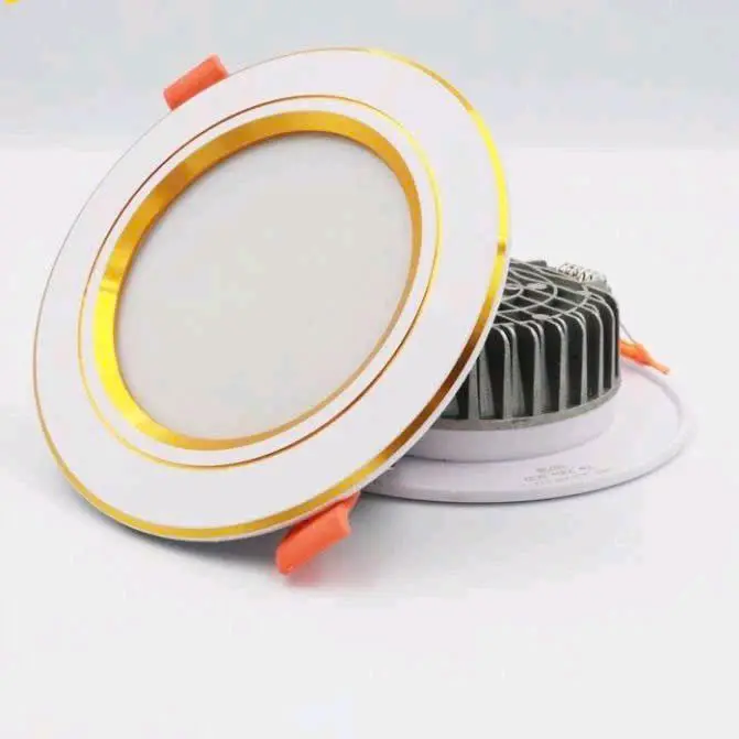 Đèn âm trần phi 90 và phi 110 viền vàng 3 màu và viền trắng 110/9w-110/12w