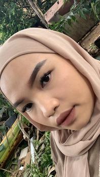 Product Review of DAZZLE ME Supore-Fine Skin Makeup Primer Hasil Akhir Matte Memberikan Efek Cerah Pada Kulit Soothing dan Hydrating Booster from i**d 0