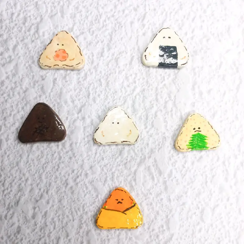 pin dan magnet clay lukis onigiri 1