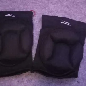 WANNAFIT Knee Pad Busa Sepasang | Kneepad Pelindung Lutut Basket Voli Sepakbola Bola Badminton Empuk | Aksesoris Olahraga