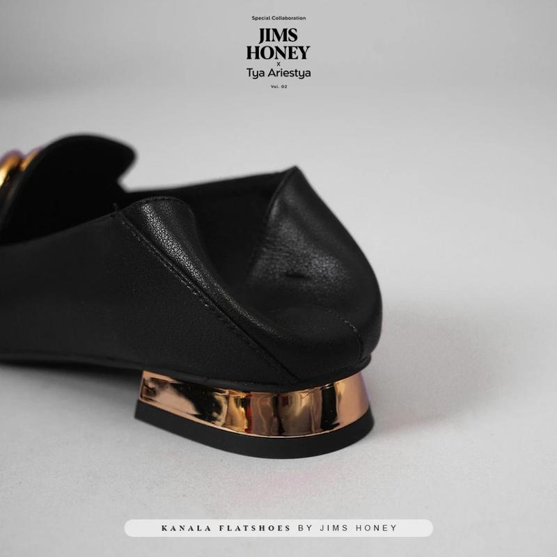 JIMS HONEY X TYA ARIESTYA - Flat Shoes Wanita Kanala Flatshoes 7