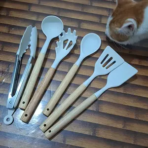 Simpan Indah Set 6pcs Pisau Kue Silikon Anti Lengket Spatula Berlubang Handle Kayu Food Grade Alat Dapur Estetik & Praktis Peralatan