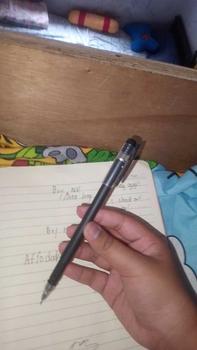 Product Review of YOU LO ME 1pcs Gel pen black gel ink color Office &School Pen 0.5mm fine point Refillable daily writing pens notebook school supplies from L**👻 1