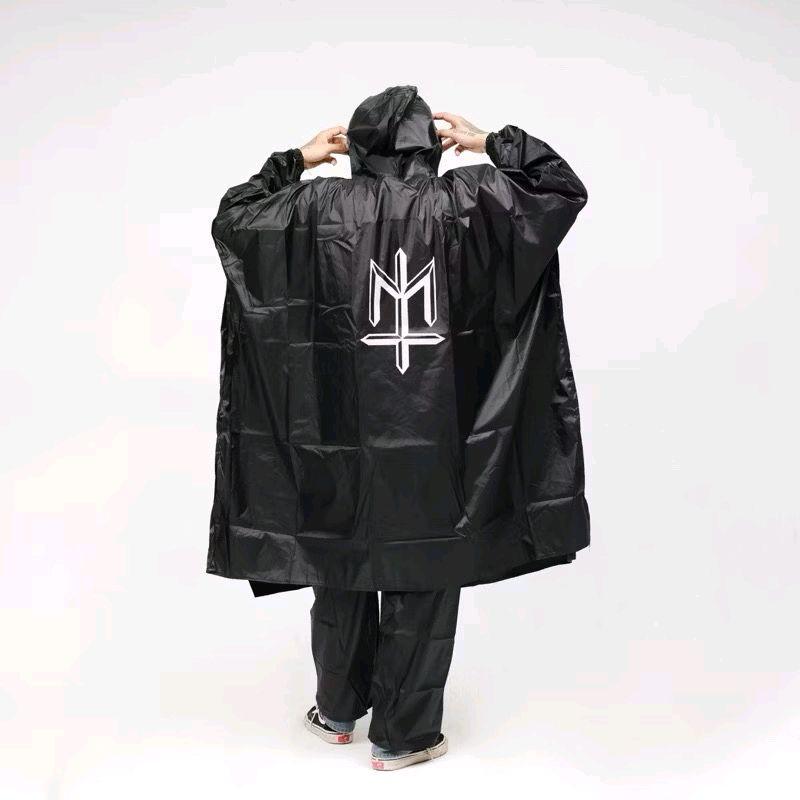 MATERNAL DISASTER - Jas Hujan Ponco + Celana Setelan Bahan Pvc Tebal Elastis Anti Rembes 3
