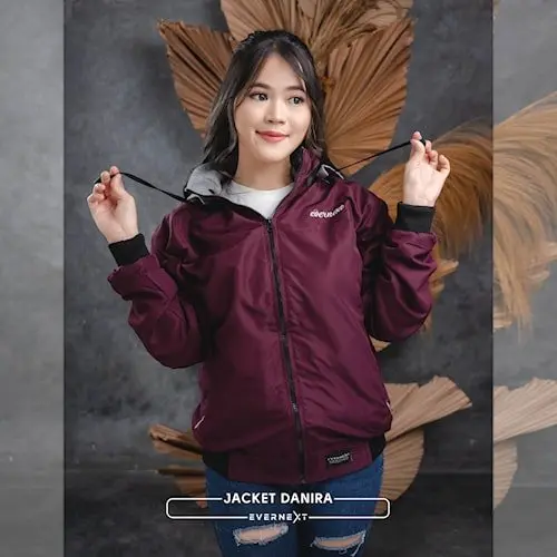 JAKET OUTDOOR CEWEK DANIRA REVERSIBLE