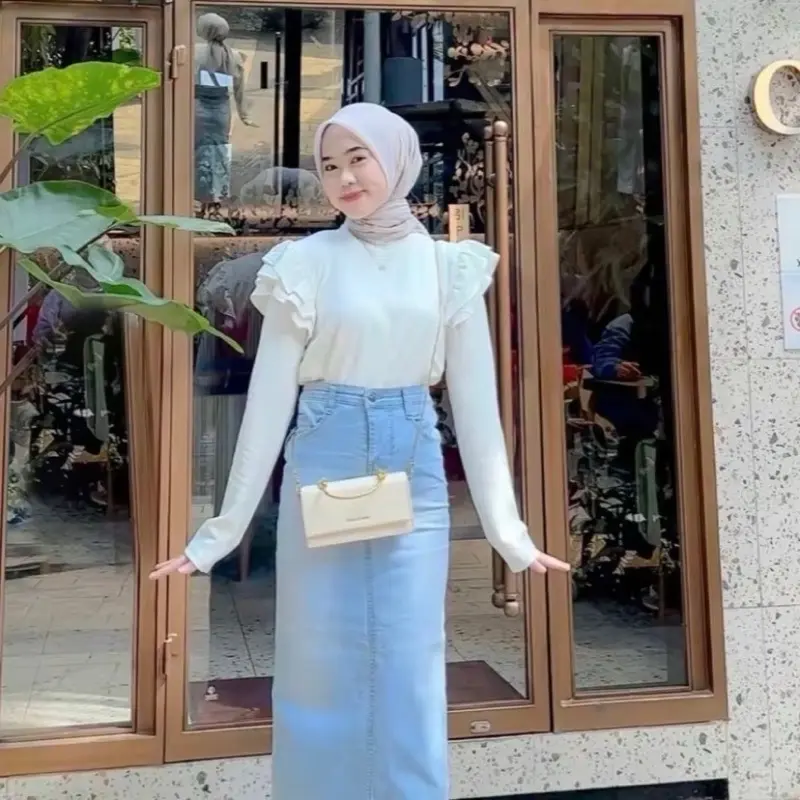 Lyra Korean Ruffle Blouse Knit Premium / Atasan Wanita Puffy Tangan Panjang Nyaman Casual Top Knitwear Tebal Cantik
