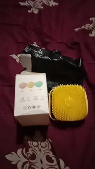 Product Review of Sikat Mandi Dispenser Silicon /Shower Brush Silicon / Sikat Silicone Lembut Dispenser Sabun Mandi   Silikon from M**4 2