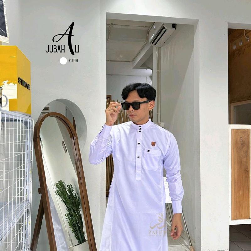 Jubah Slimfit Ali Premium x Ahmad Widani - Gamis Thobe Umroh Muslim Pria & Anak 1