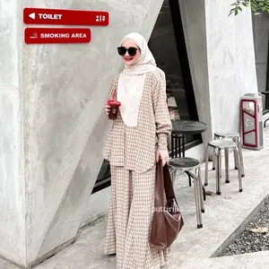 Milli set by Ghaniya Gallery