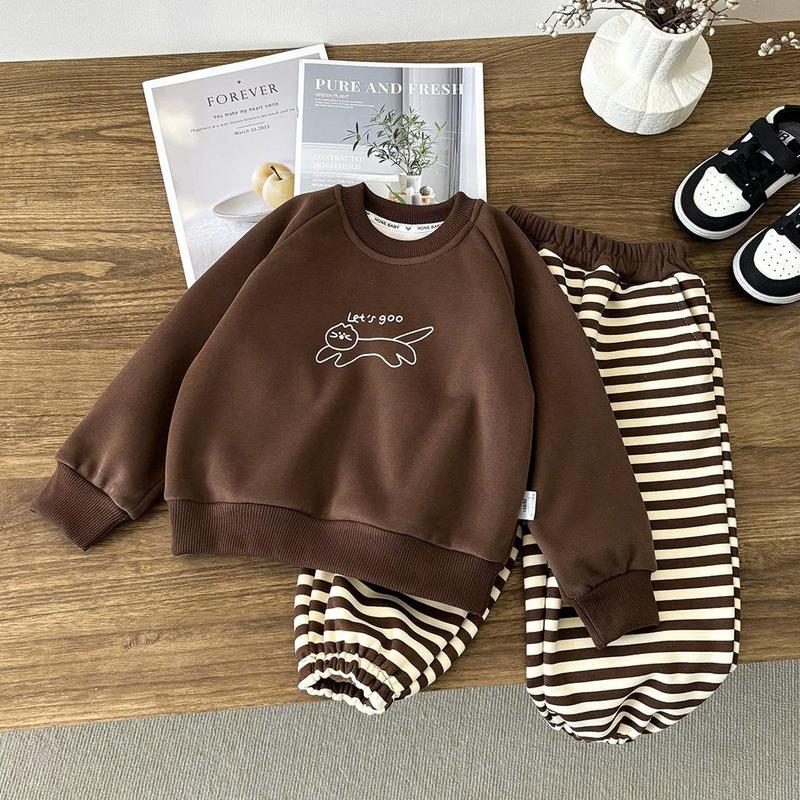 (HÀNG QCCC LÓT NHUNG) Bộ nỉ lót nhung áo hình hoạ tiết mèo LET'S GOO kèm quần kẻ nâu cho bé size 9-27kg