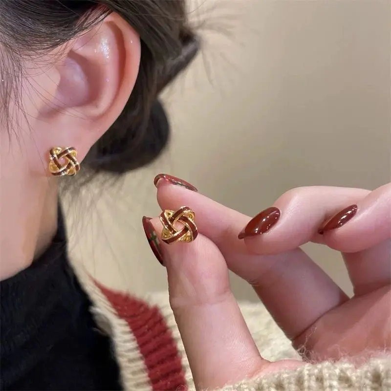 AT222 - Anting Devina Model Tusuk Gaya Korean Bentuk Simpel dan elegant Anti Karat 0