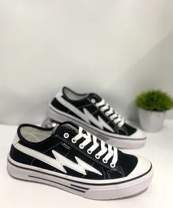 Sepatu  Flash Series Public Low Black Natural Sepatu Sneakers Sekolah Cowok Cewek Sepatu Sneakers Hitam Putih