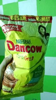 Product Review of Nestle Dancow FortiGro coklat 1KG Susu Bubuk Chocolate Dairy Milk from R**n 0