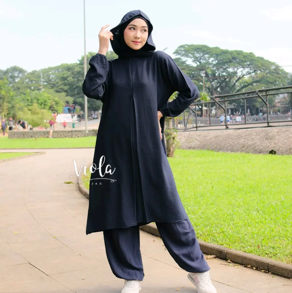 Setelan Olahraga Hoodie Belaluna Cringkle untuk Wanita Muslim Sporty