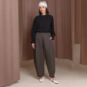 Earthly Allure HijabChic Devara Top - Kaos Daily Cotton Combed Lembut Lengan Lace