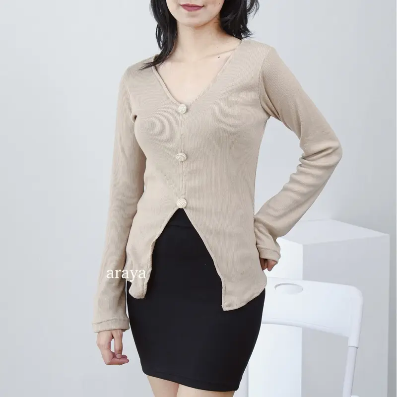 Jade Top - Atasan Wanita Longsleeve Lengan Panjang Bahan Knit Tebal Casual Top 3