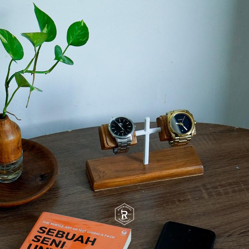 Product Introduction of Stand jam tangan / stand display jam tangna / tempat jam tangan / watch holder Besi 2