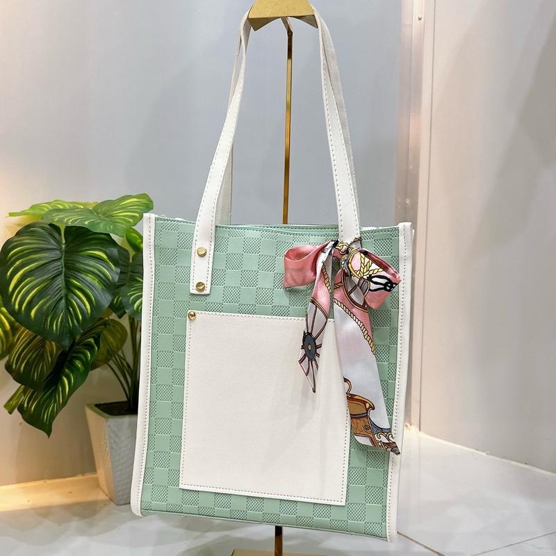 SALE Túi tote dáng cao đeo vai xách tay size 33 Bag Da Nữ Chữ Nhật Hình Chữ Nhật Hoa Kem hàng sale lôi nhẹ thanh li tặng khăn lụa KHÔNG có dây đeo chéo